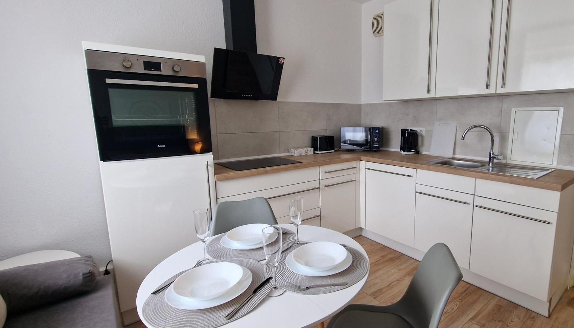 Zentrum Apartment - Oled Tv - Ps4 - Balkon - Parking Chemnitz Kültér fotó